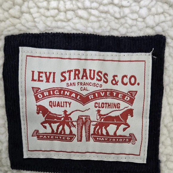 Levi's Men's Dark Blue Corduroy Jacket with White Sherpa Collar - Picture 6 of 8